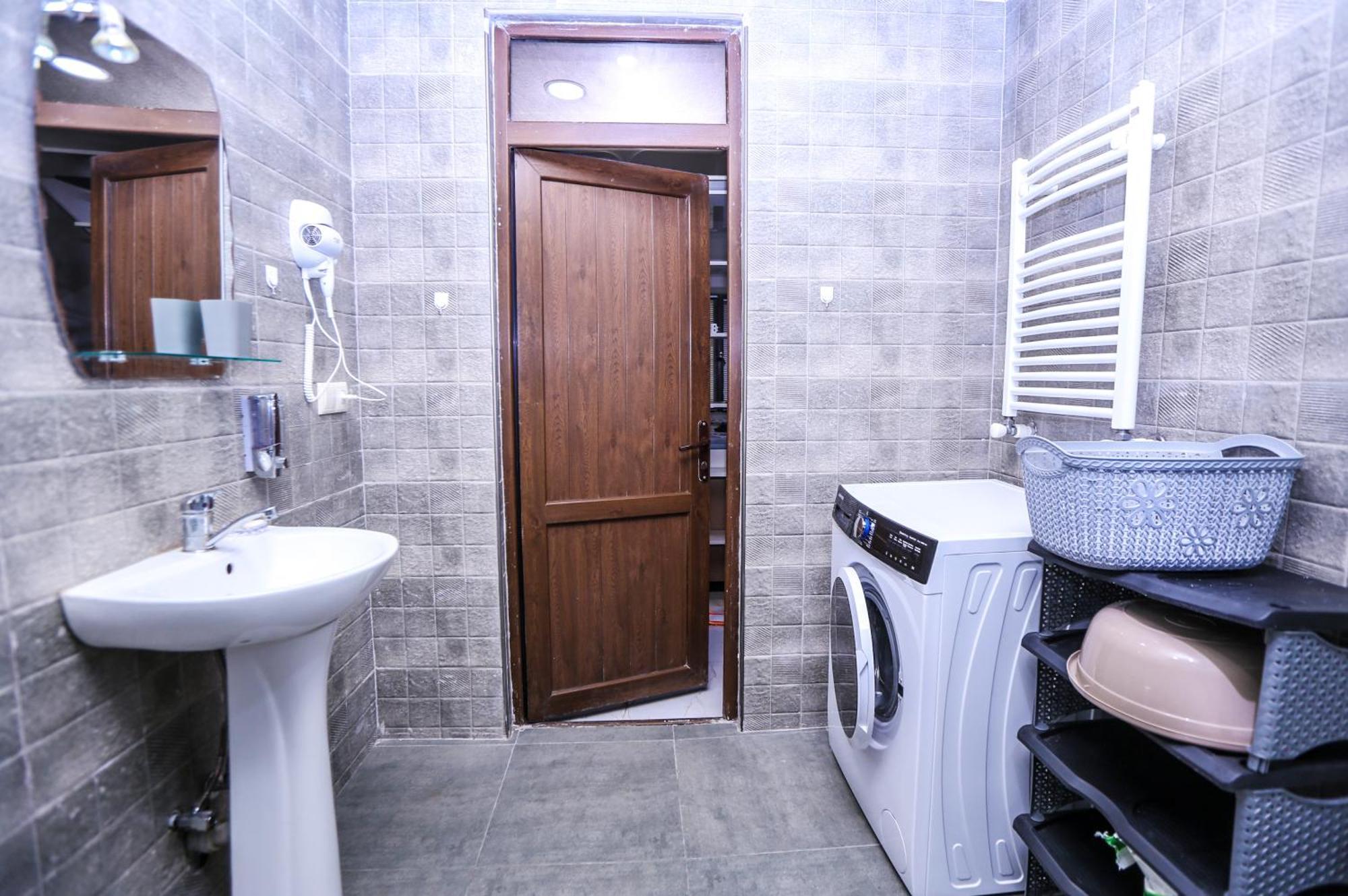 Tbilisi Tower Apartment Экстерьер фото